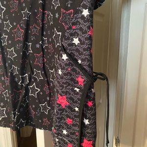 Dickies Scrub Top w/side tie and black pant (no brand on tag)